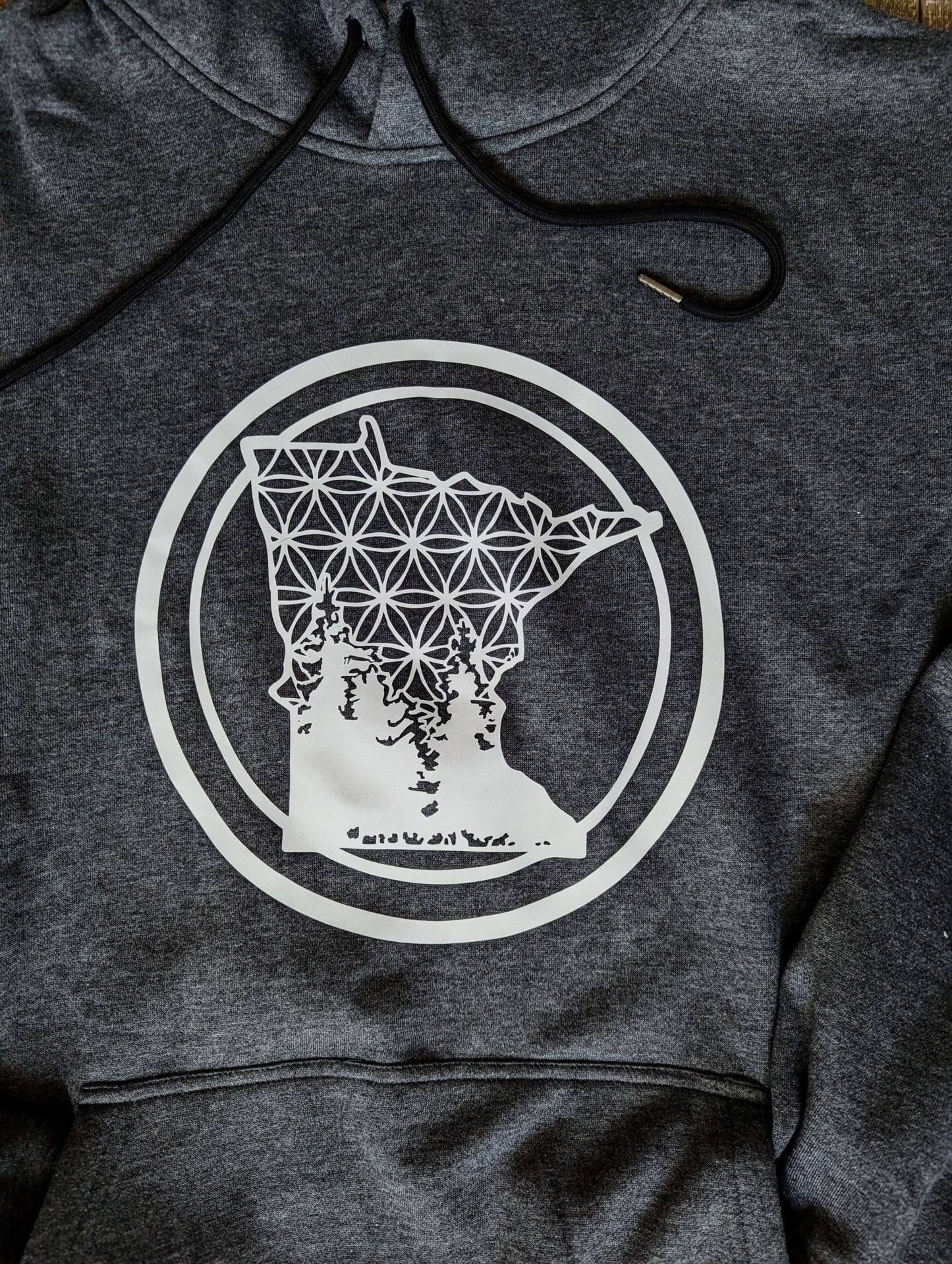 Minnesota Emblem High Contrast In White | Stagger Lee's Charcoal Fleece Hoodie - Stagger Lee Outfitters